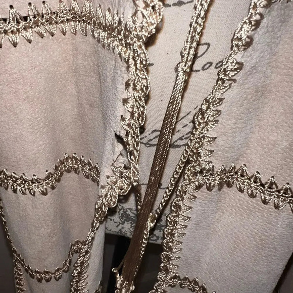 Outbrook Woman,1X tan embroidered leather tassel tie front long sleeve jacket
￼ - Picture 15 of 16